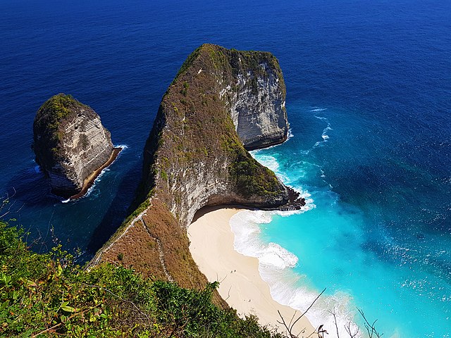 7-amazing-beaches-you-should-check-out-in-bali-wonderfull-nusa-penida