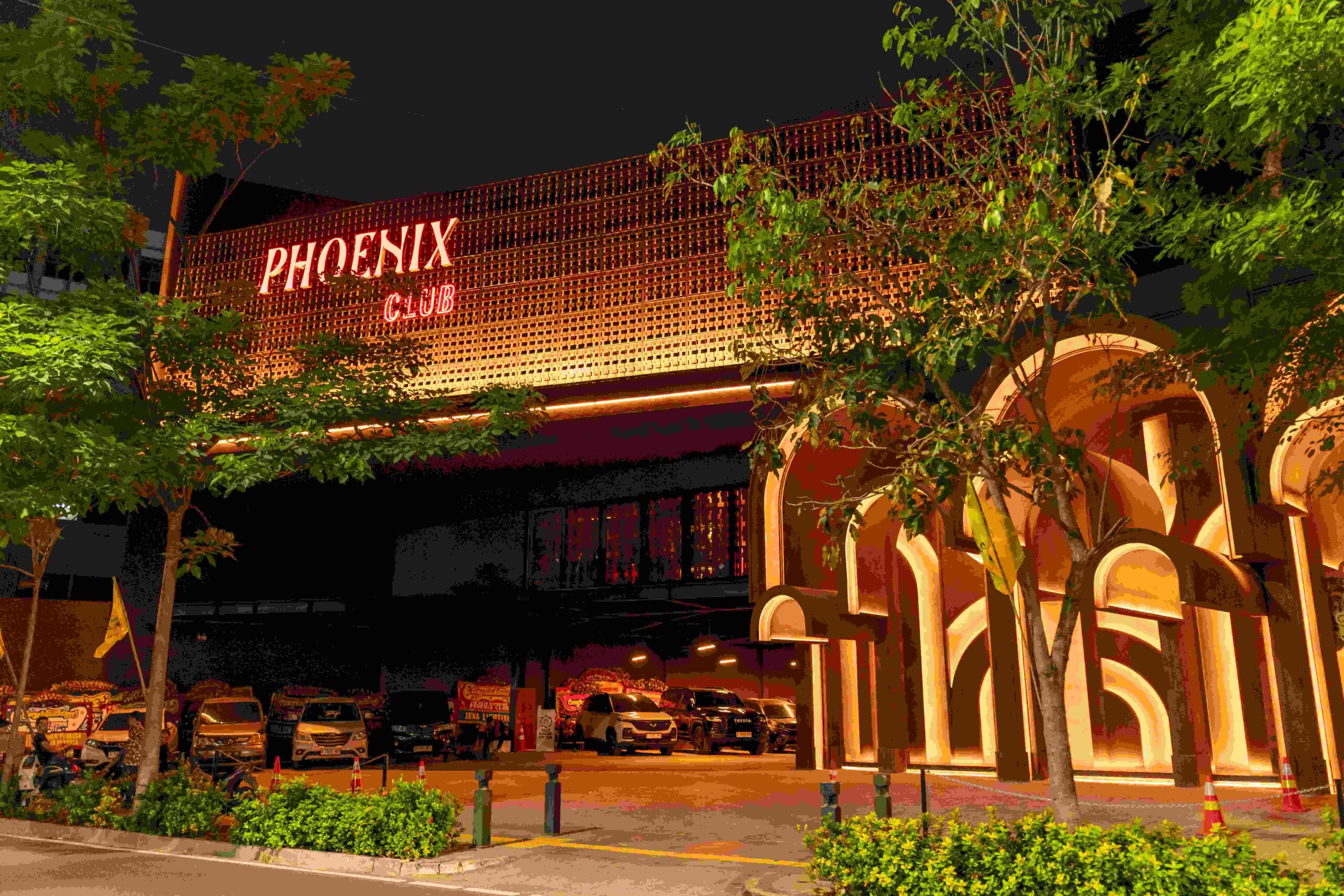 Club and bars in Jakarta, Phoenix Club, Club in Menteng