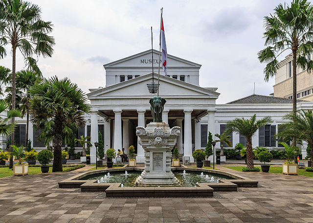 socialexpat-Can-you-Guess-Which-Museum-in-Jakarta-is-Which-uwe-aranas-wikimedia-commons