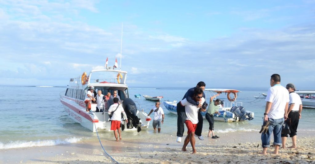 Fast Boat in Bali Sanur Pier is Ready for Tourists (2)