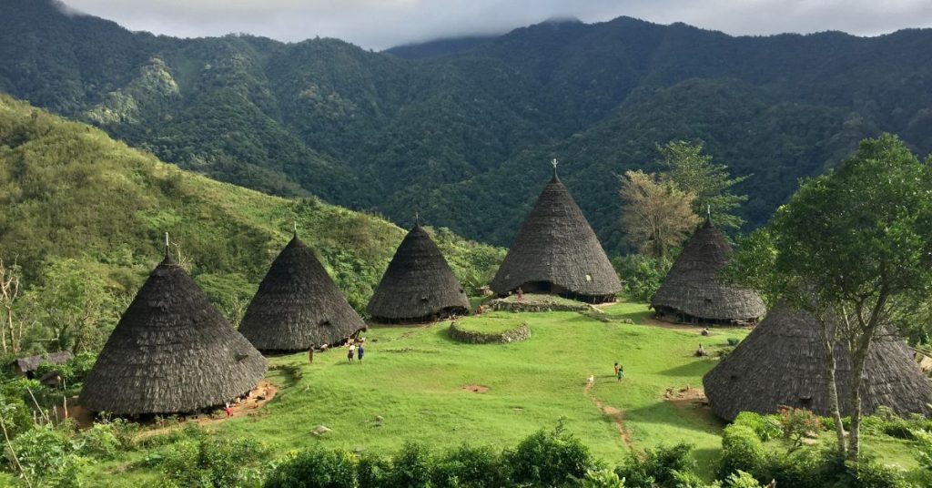 wae rebo - labuan bajo