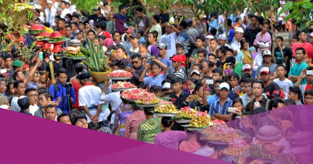 Perang Topat, one of unique traditions to celebrate Eid Al-Fitr in Indonesia from Lombok