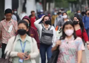 The Government Urge the Public to Take Public Transportation to Help Reduce the Air Pollution in Jakarta