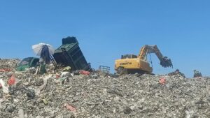 Massive Fire Erupts at Suwung TPA Landfill Site in Bali, Causing Air Pollution Concerns