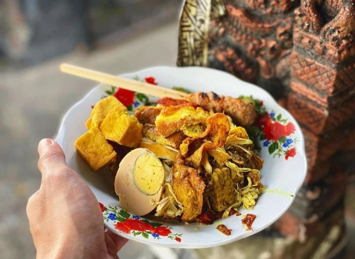 Nasi Campur Men Weti Sanur Bali