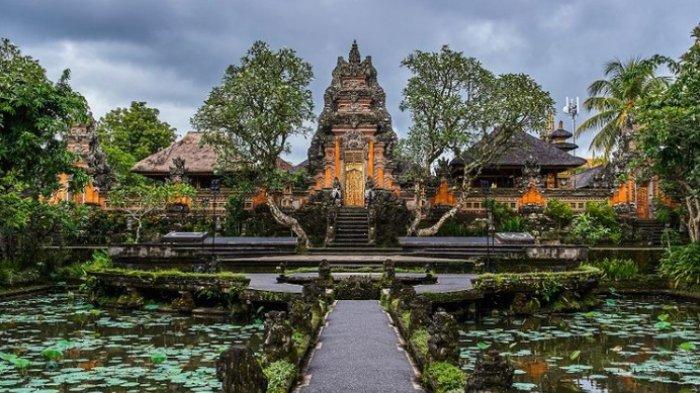 Taman Saraswati temple ubud