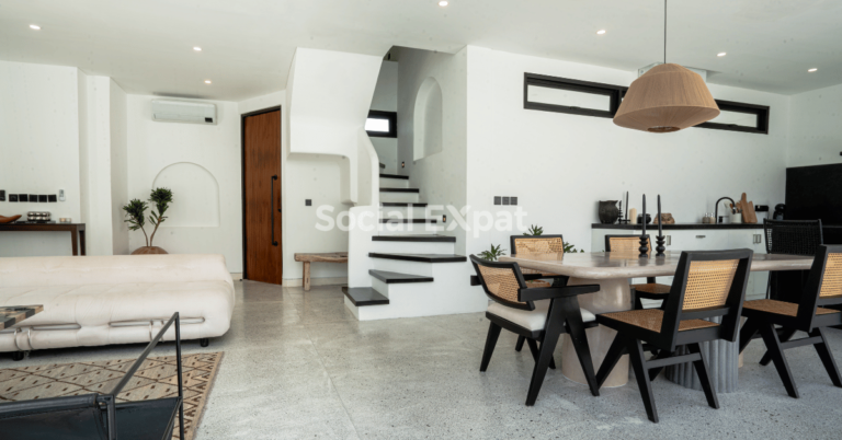 Living Space - Rea Villa