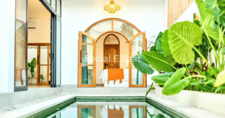 Swimming Pool - Fleurs Villa