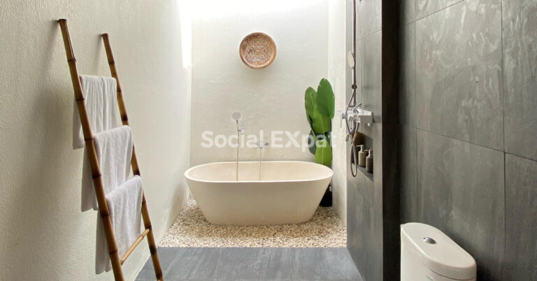 SE-vella-villa-bathtub